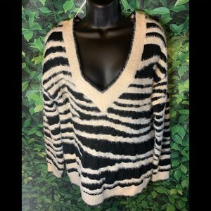 Peck & Peck Sweater